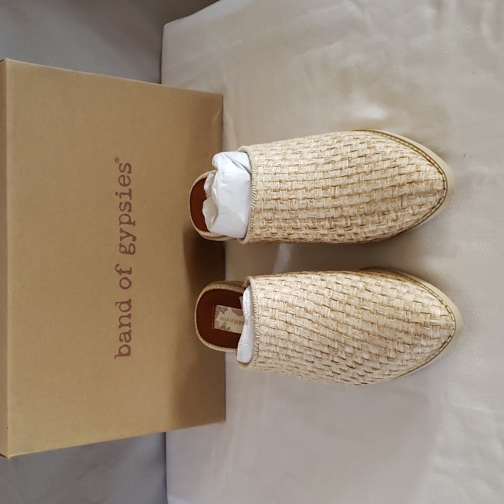 NEW Band Of Gypsies Parker Sand Sandal - Picture 2 of 12
